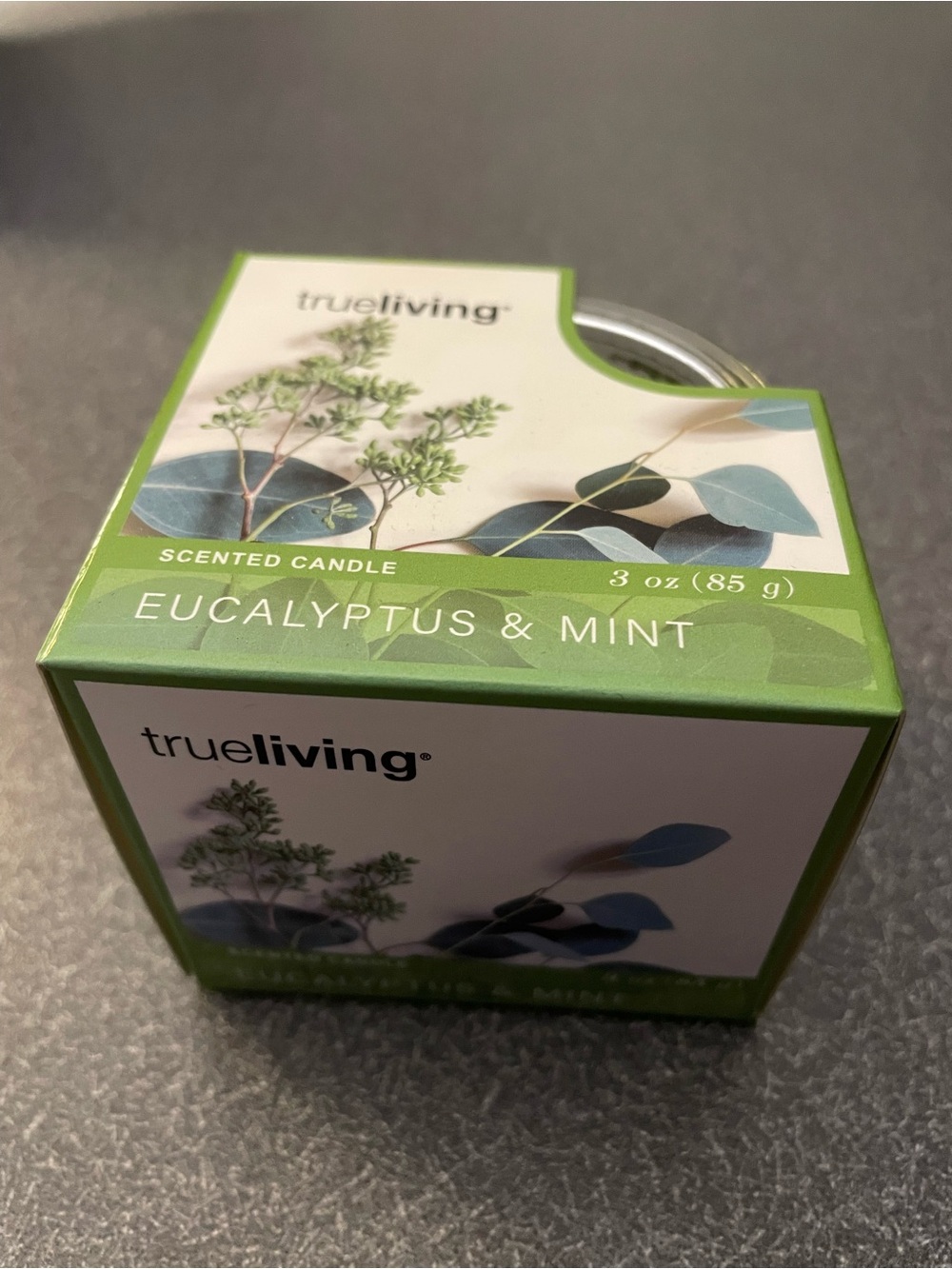 trueliving Eucalyptus & Mint Scented Candle - Green